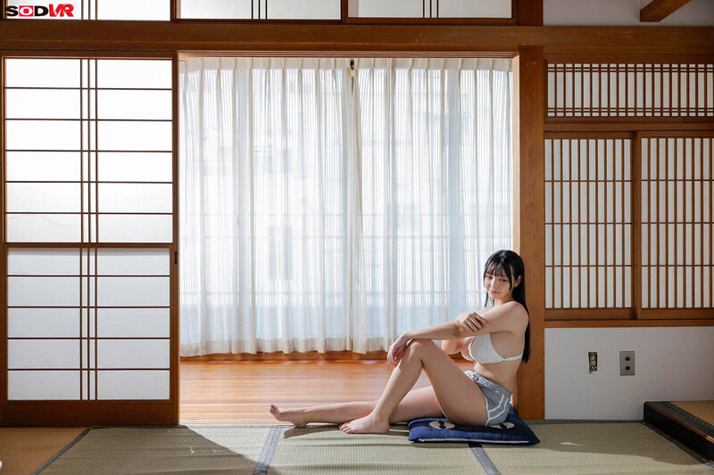 【VR】【8K】愛が重すぎる爆乳義妹の逆夜●い誘惑に耐え切れず、朝日が昇るまで汗だく中出し性交し続けたある夏の話。恋渕ももな 14枚目