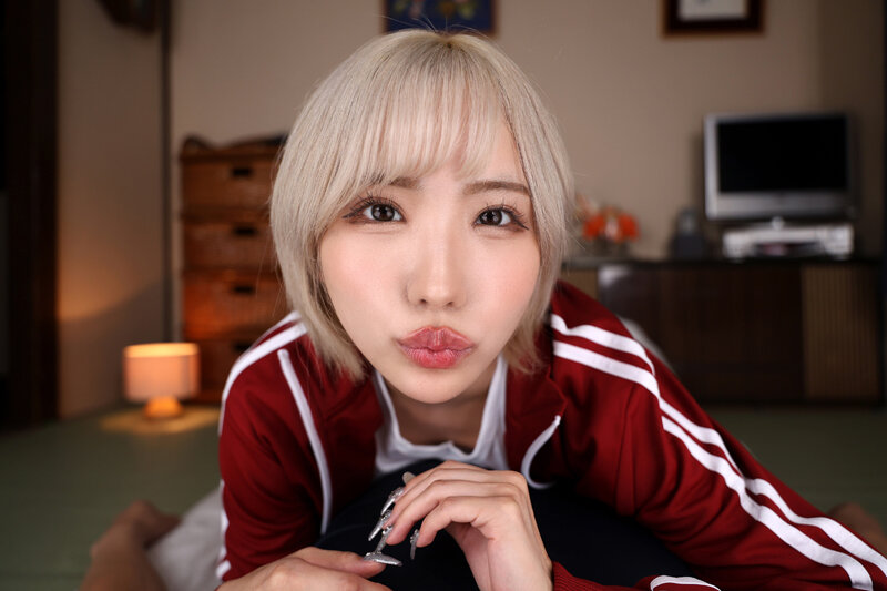 【VR】田舎ギャルの性欲は…パないよ? 若い男のいないド田舎、幼馴染のギャルJ●に押し倒されて朝まで汗だくナマ性交 春陽モカ 9枚目